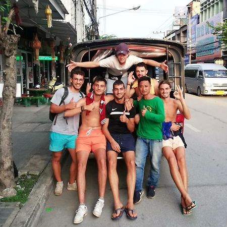 Sook Hostel (Adults Only) Chiang Mai Luaran gambar