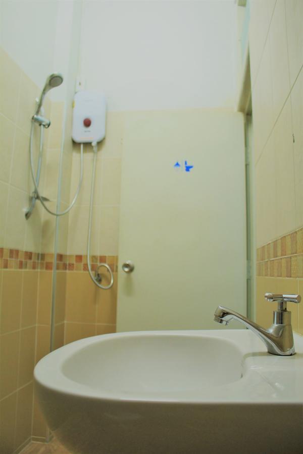 Sook Hostel (Adults Only) Chiang Mai Luaran gambar