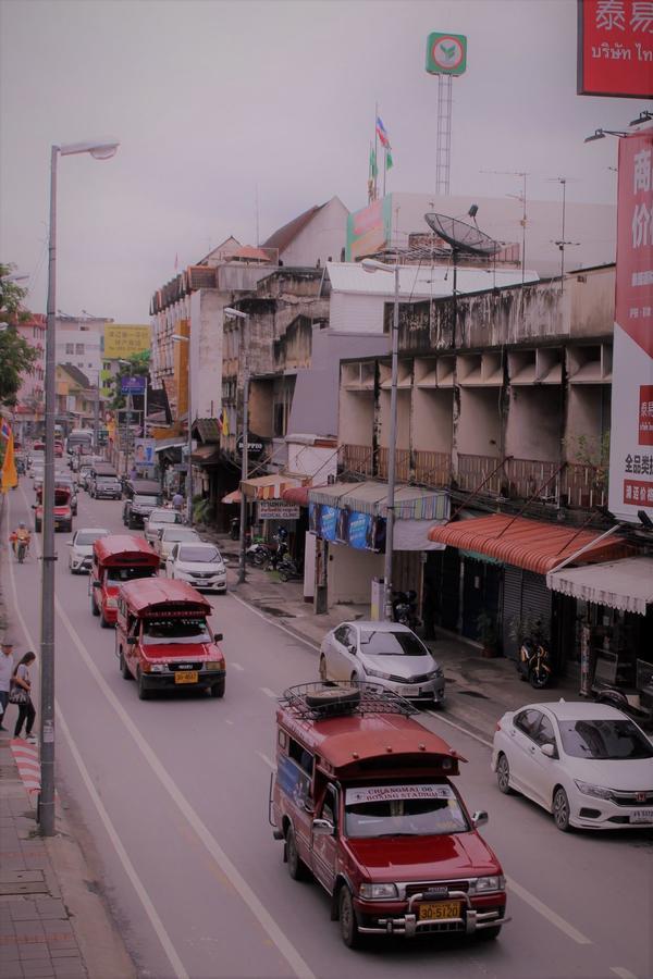 Sook Hostel (Adults Only) Chiang Mai Luaran gambar