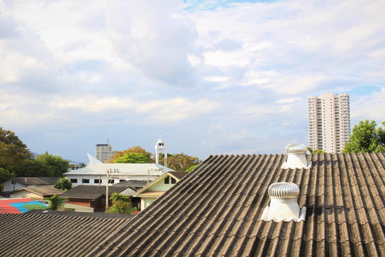 Sook Hostel (Adults Only) Chiang Mai Luaran gambar