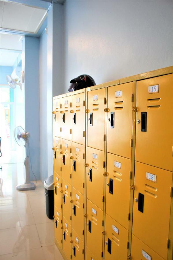 Sook Hostel (Adults Only) Chiang Mai Luaran gambar