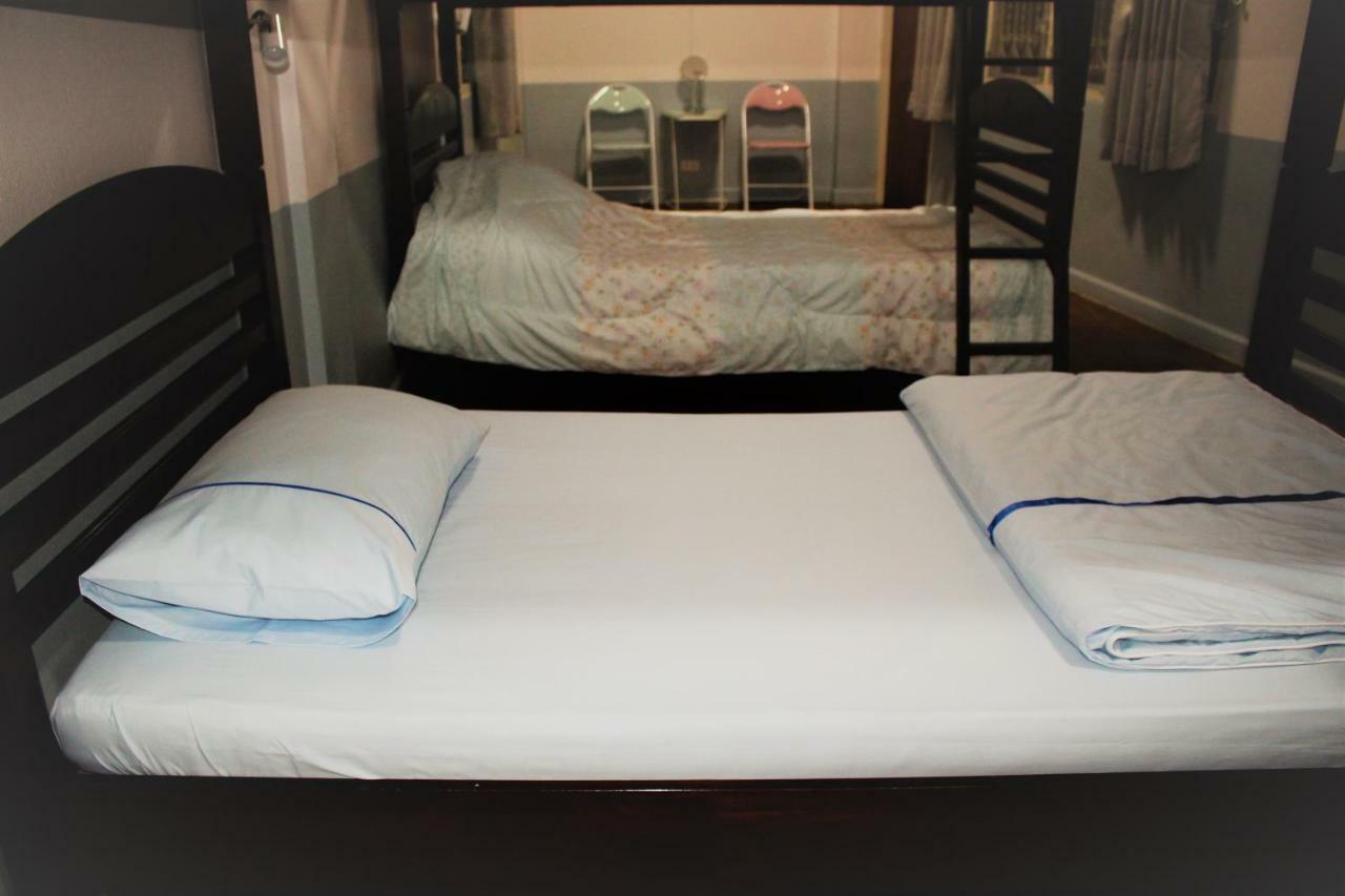 Sook Hostel (Adults Only) Chiang Mai Luaran gambar