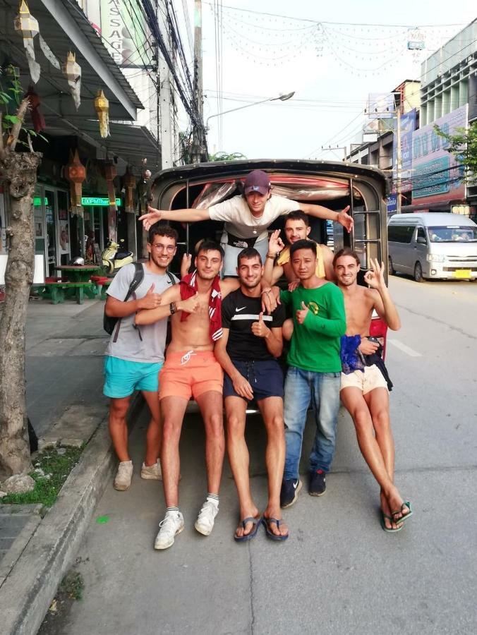 Sook Hostel (Adults Only) Chiang Mai Luaran gambar